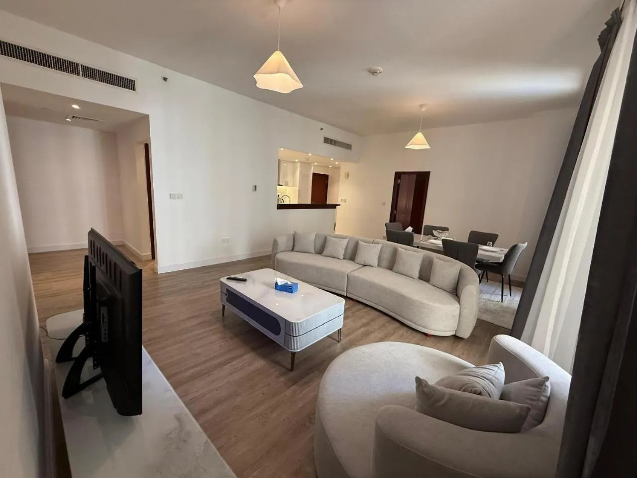 1Br Apartment Jbr Dubai